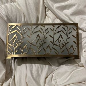 Gold Leaf Pattern Tea Light Candle Holder